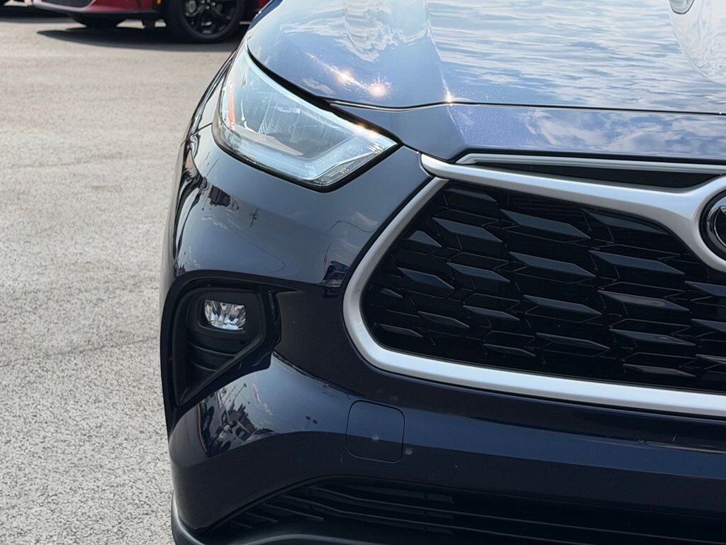 Used 2020 Toyota Highlander XLE SUV