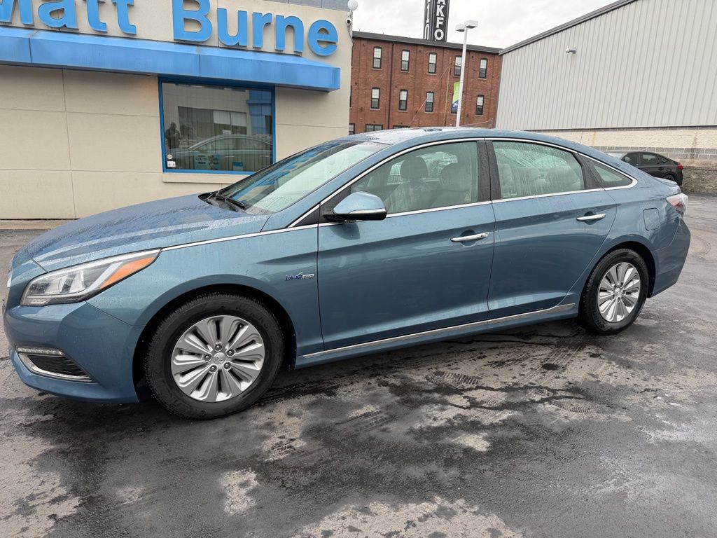 2016 Hyundai Sonata Hybrid Base