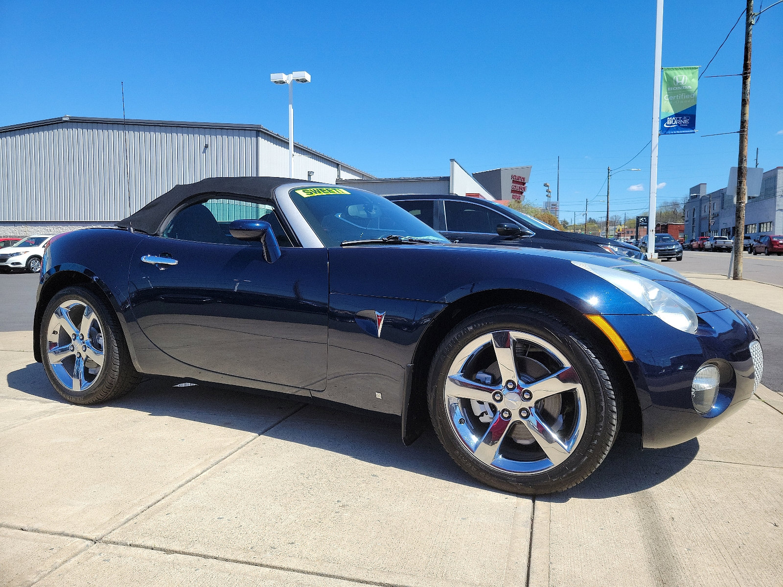 Used 2008 Pontiac Solstice  with VIN 1G2MB35B88Y102168 for sale in Scranton, PA