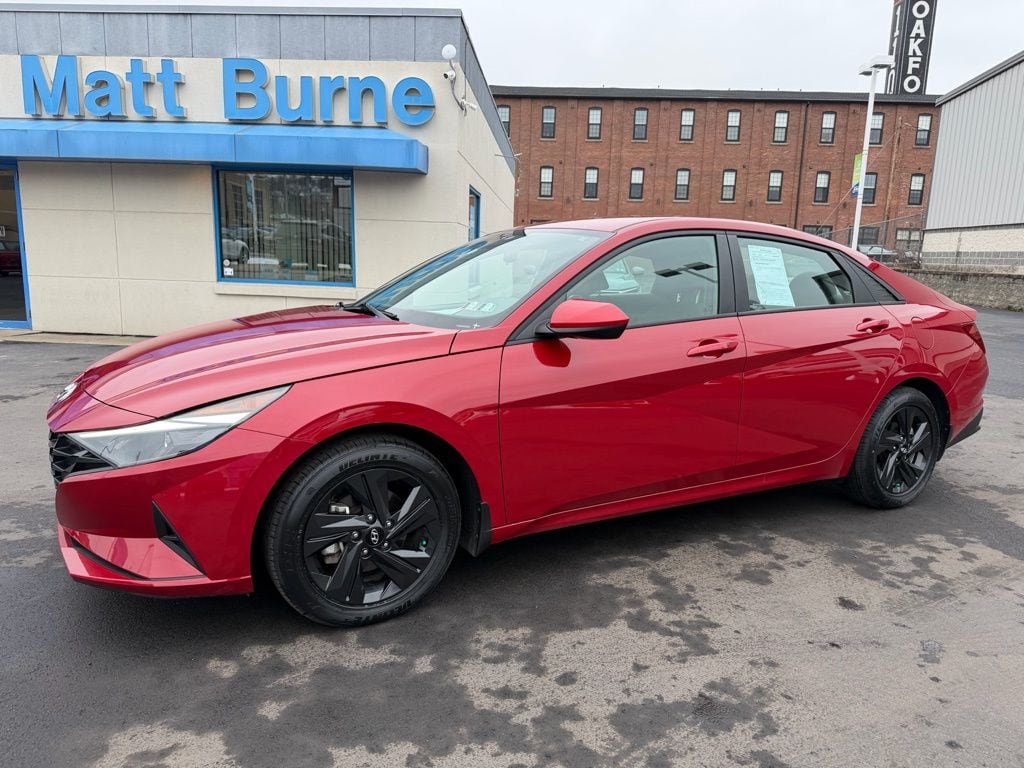 Used 2023 Hyundai Elantra SEL Sedan