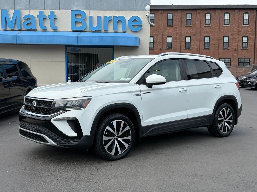 Used 2022 Volkswagen Taos 1.5T SE SUV