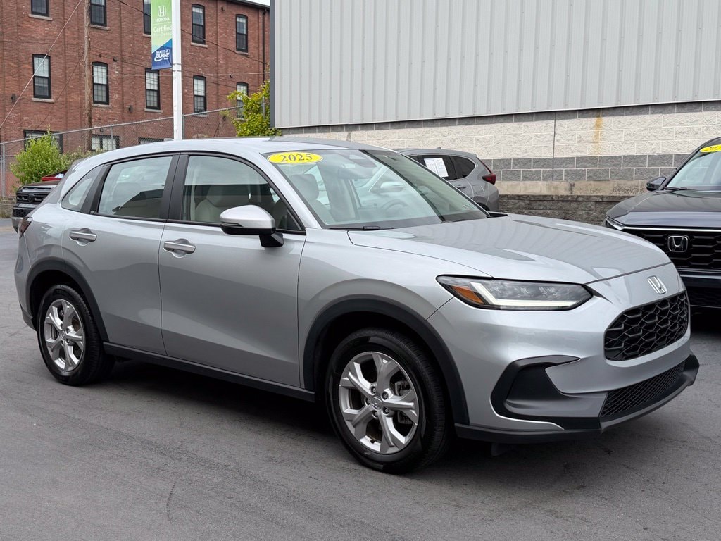 Certified 2025 Honda HR-V LX SUV
