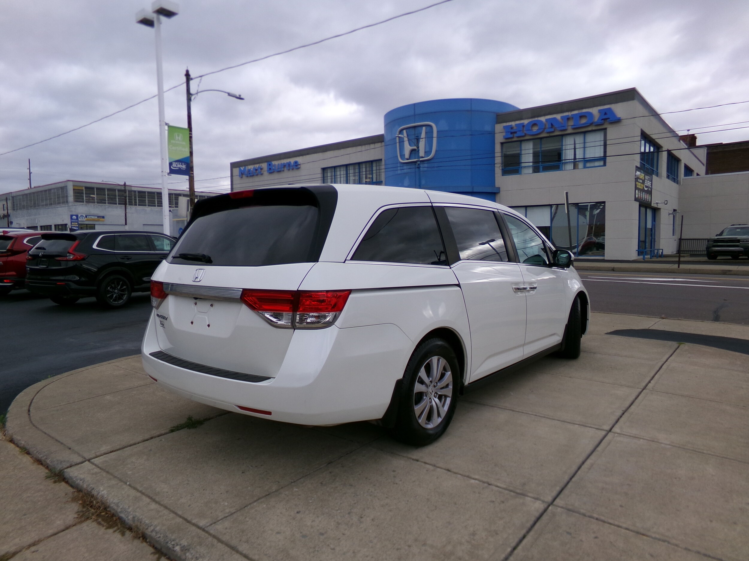 2016 Honda Odyssey EX-L photo 3