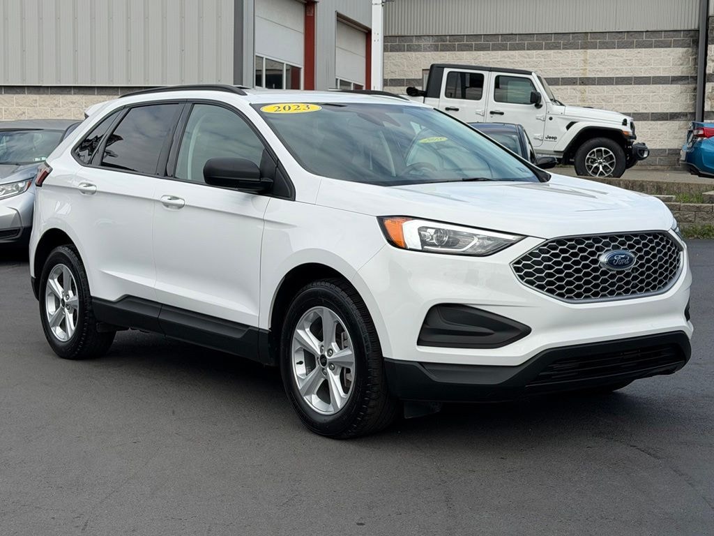 Used 2023 Ford Edge SE SUV