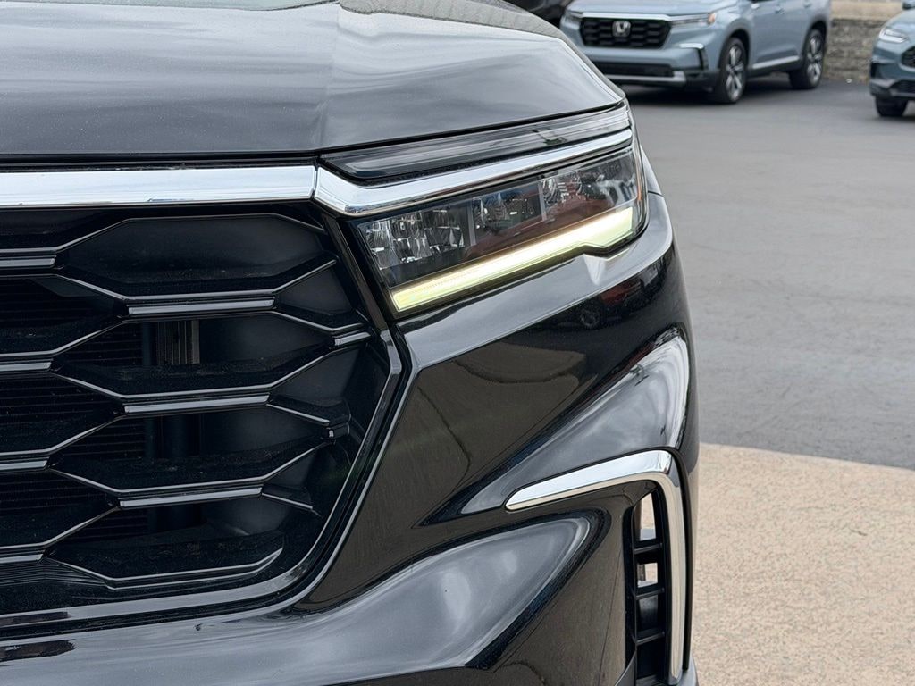 Certified 2023 Honda Pilot Touring SUV
