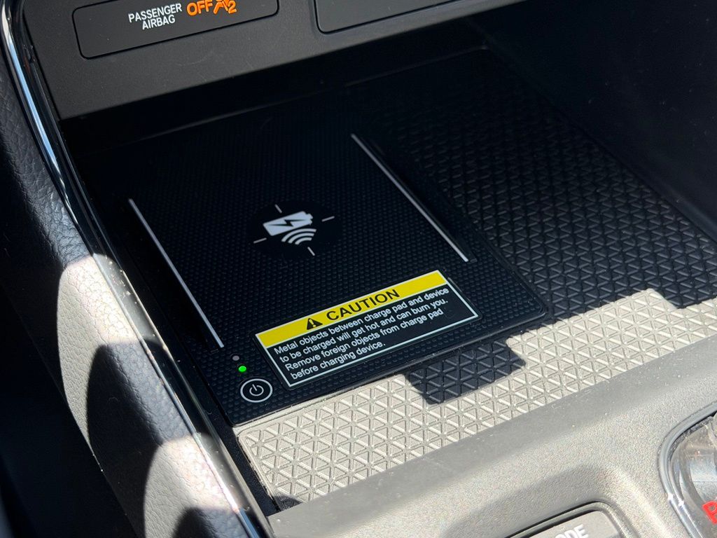 2024 Honda CR-V Sport Touring - Photo 4