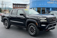 2023 Nissan Frontier PRO-4X Truck Crew Cab