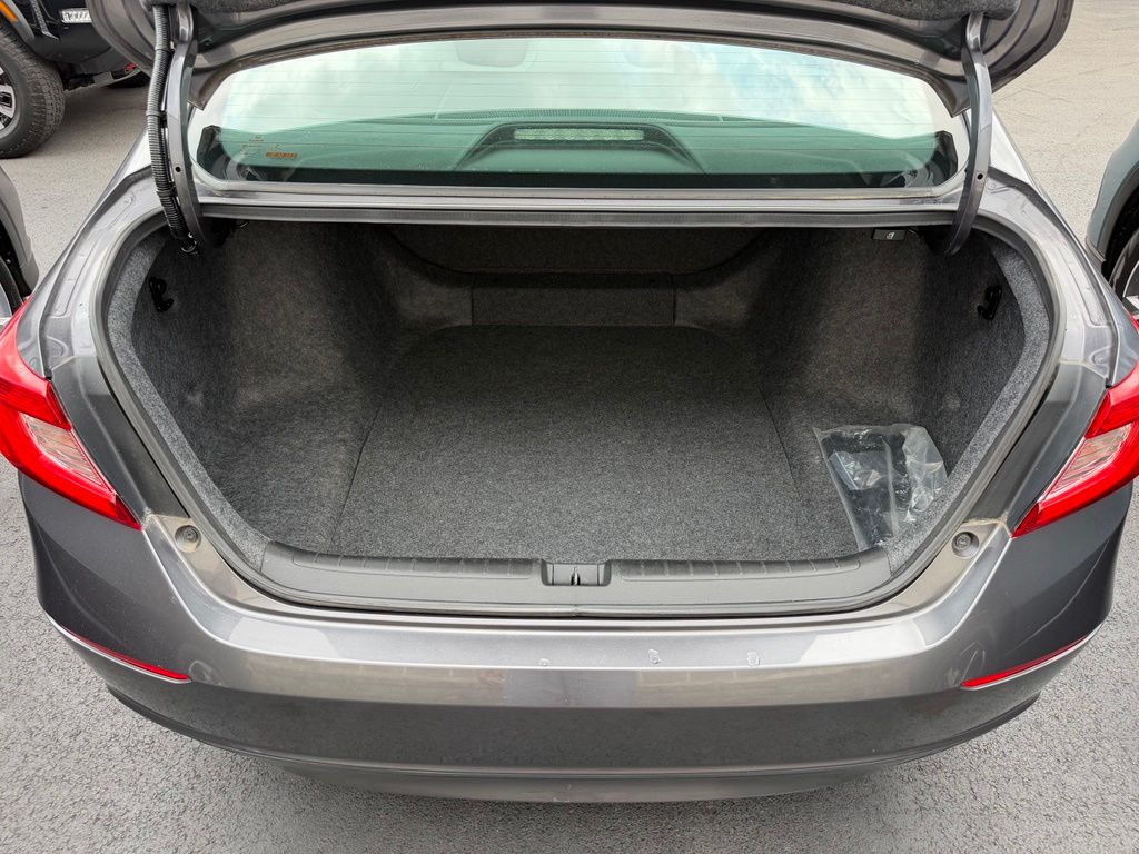 2018 Honda Accord LX - Photo 27