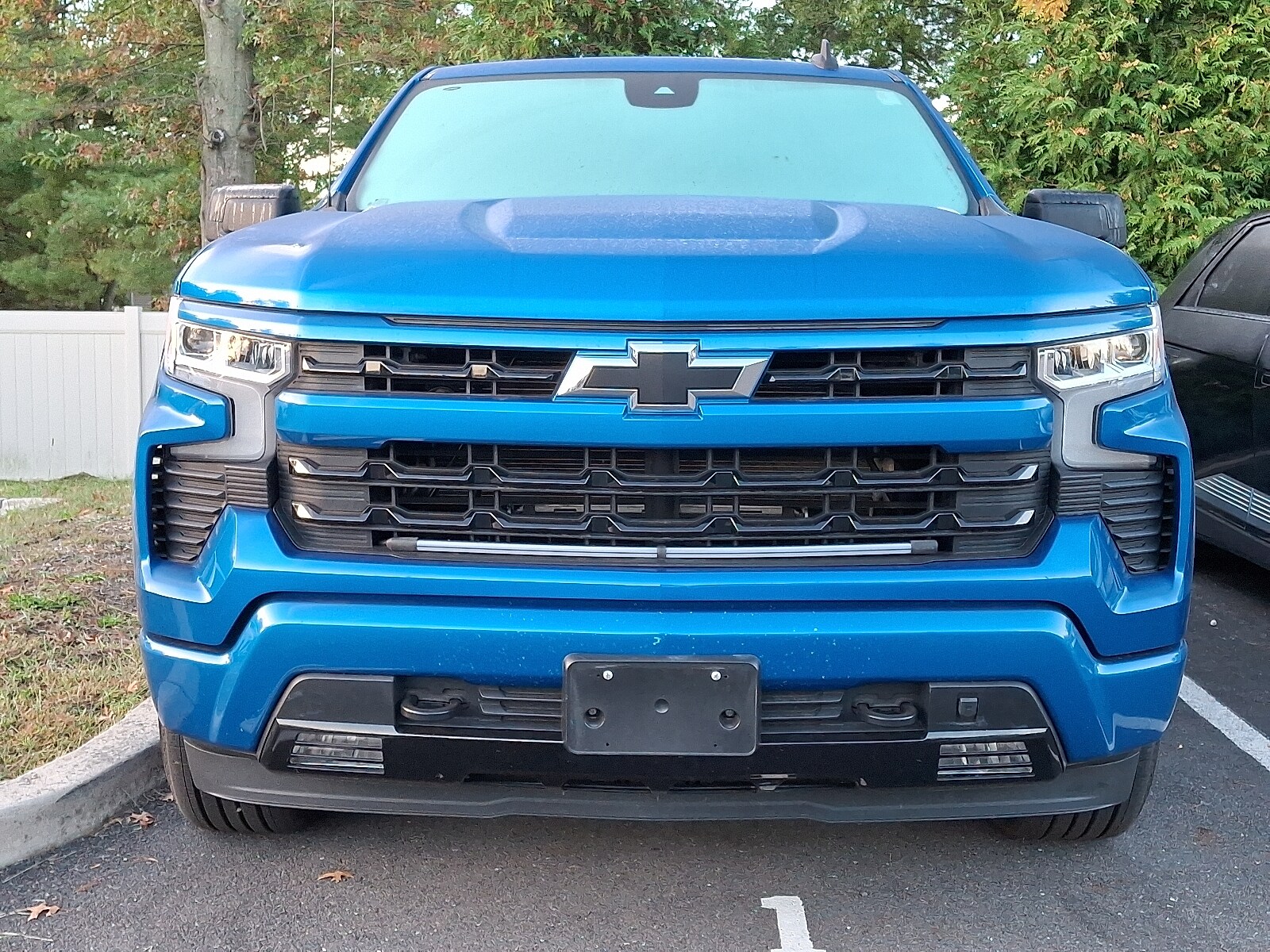 2023 Chevrolet Silverado 1500 RST photo 2