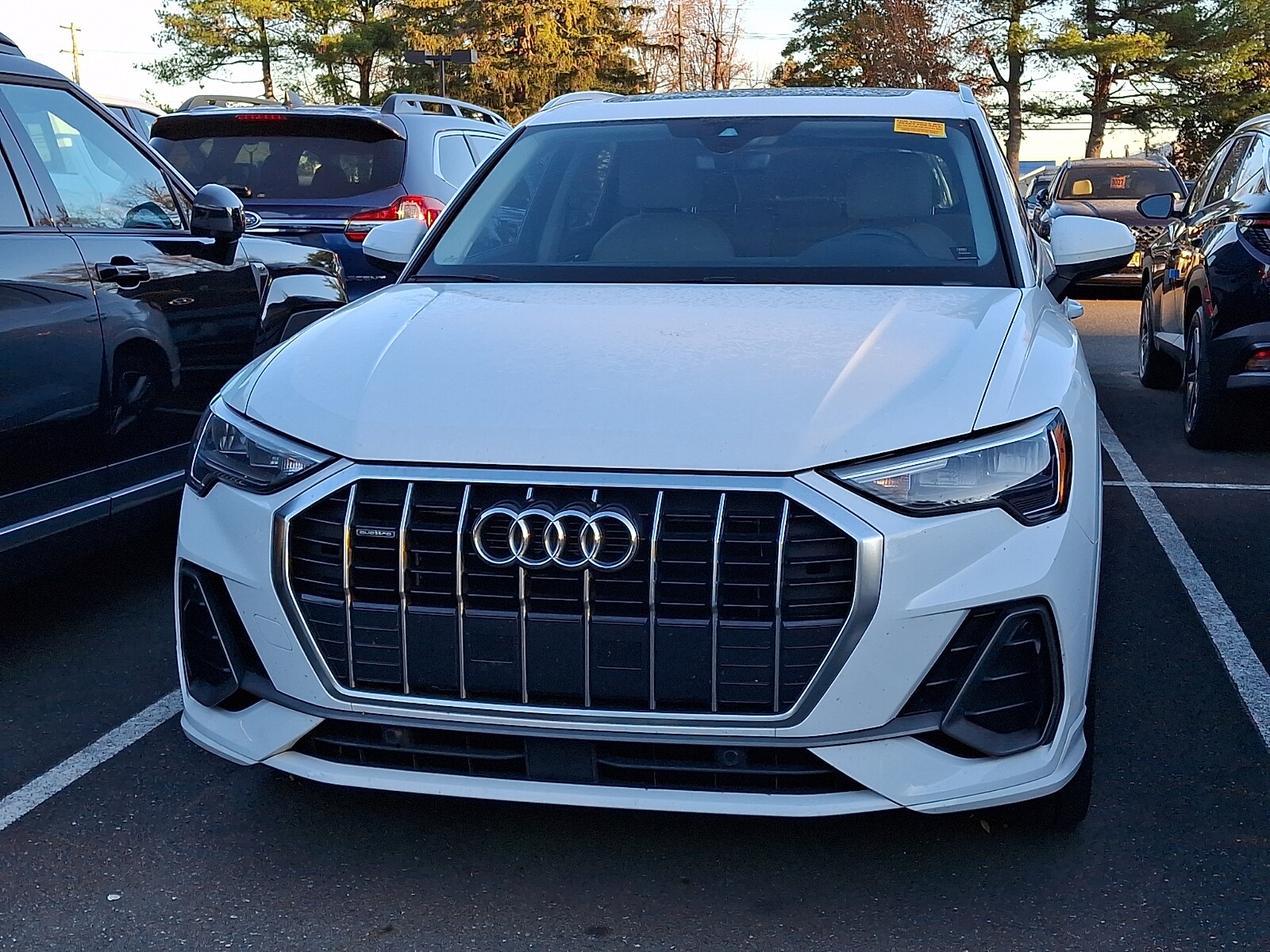 2020 Audi Q3 45 TFSI S line Premium photo 4