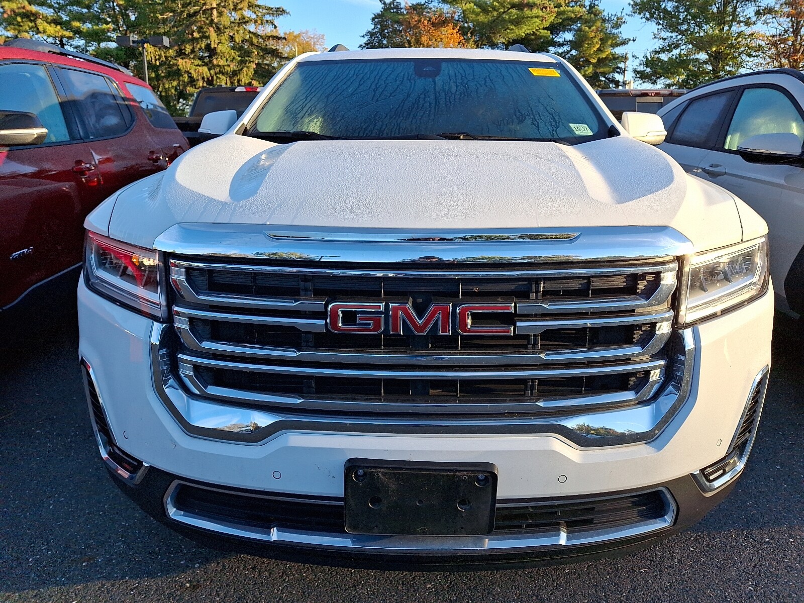 2023 Gmc Acadia SLE photo 2