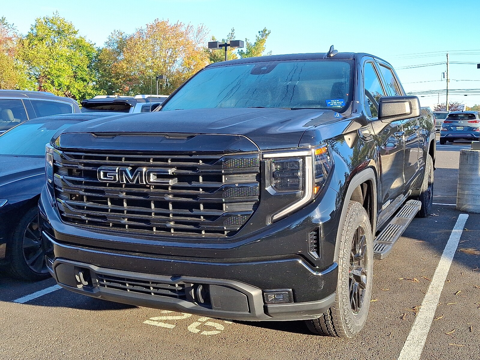 2022 Gmc Sierra 1500 Elevation photo 3