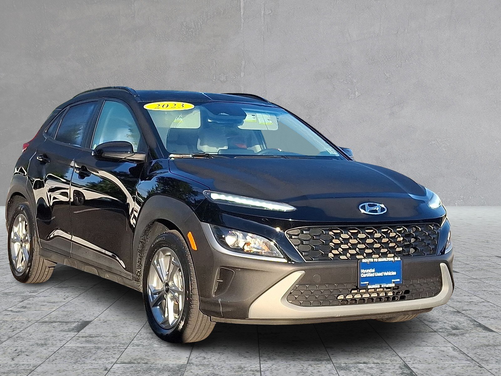 2023 Hyundai Kona SEL photo 2