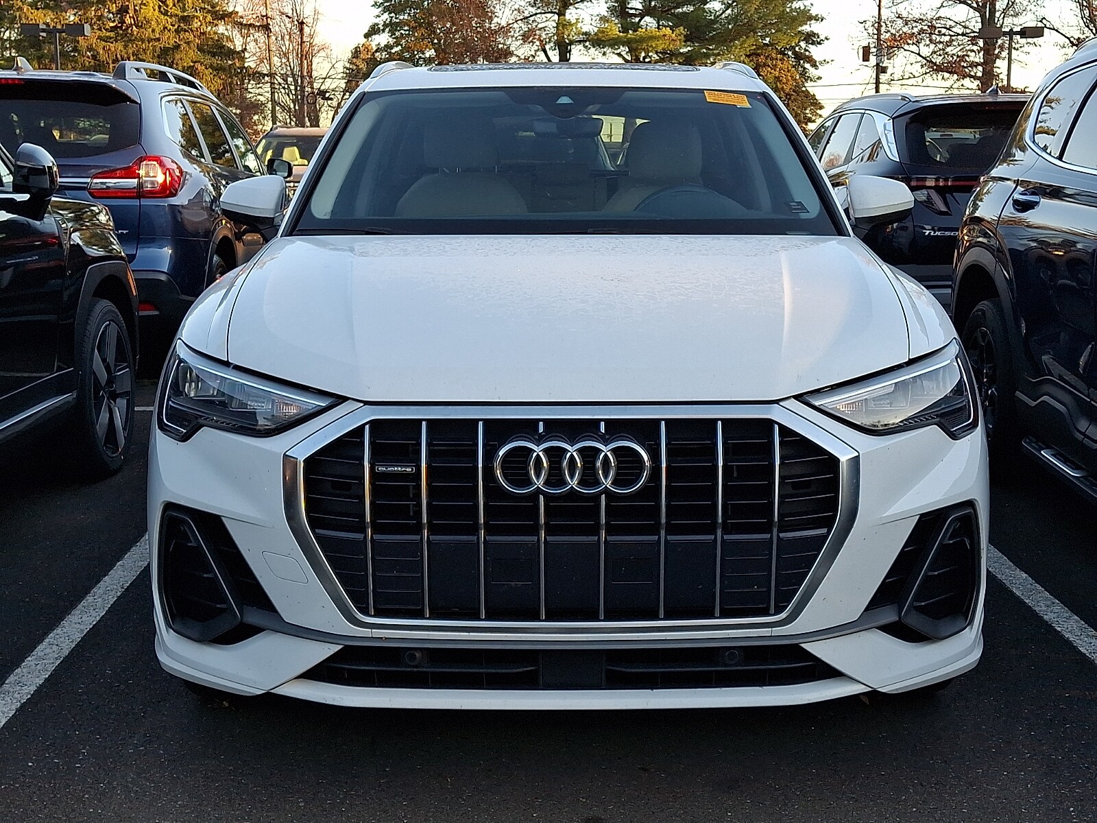 2020 Audi Q3 45 TFSI S line Premium photo 3