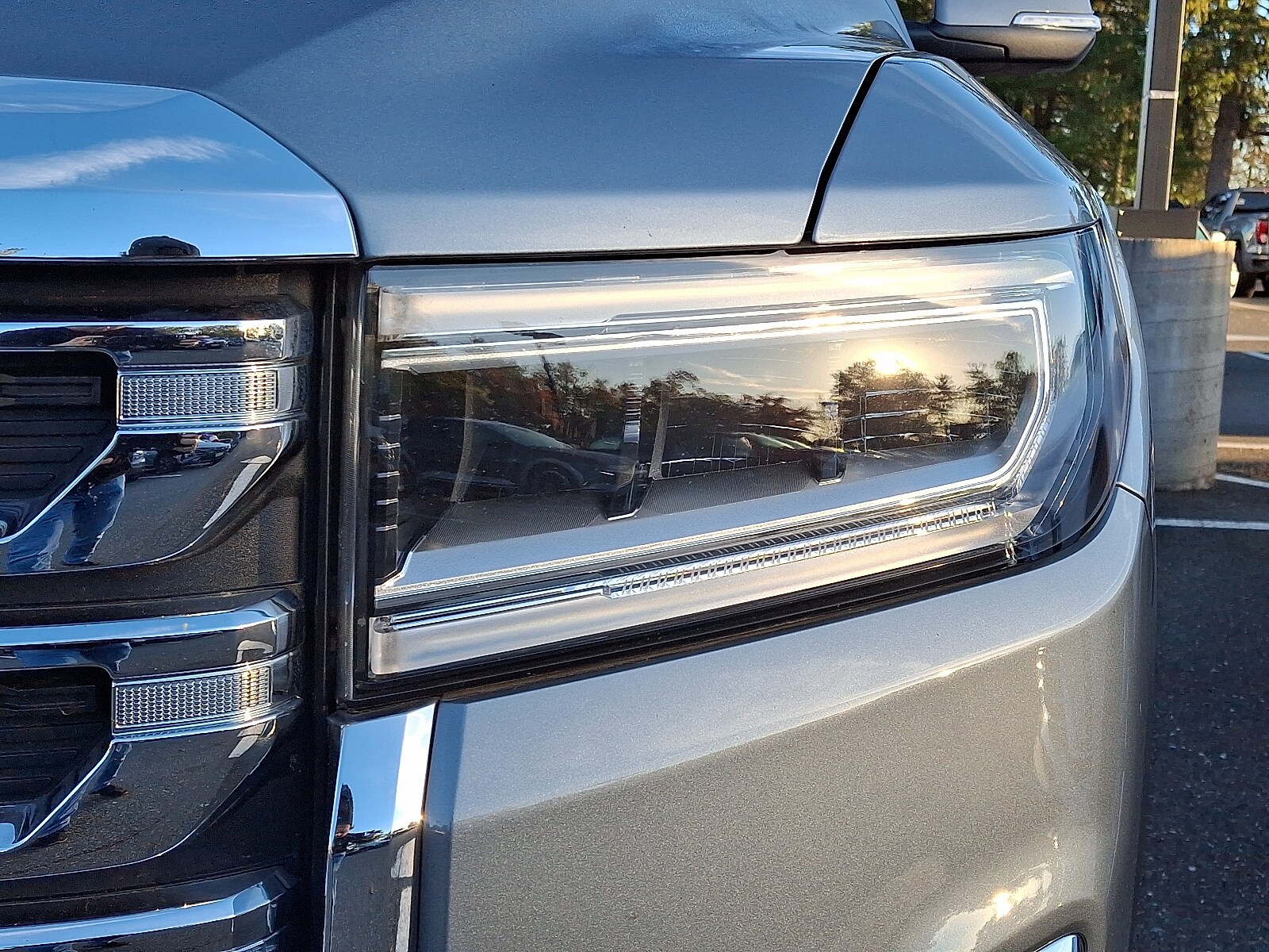 2023 Gmc Acadia SLE photo 4