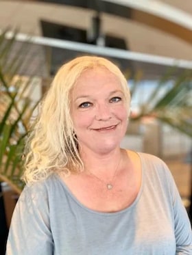 Staff member Diane Coates from 792fb7f2287d