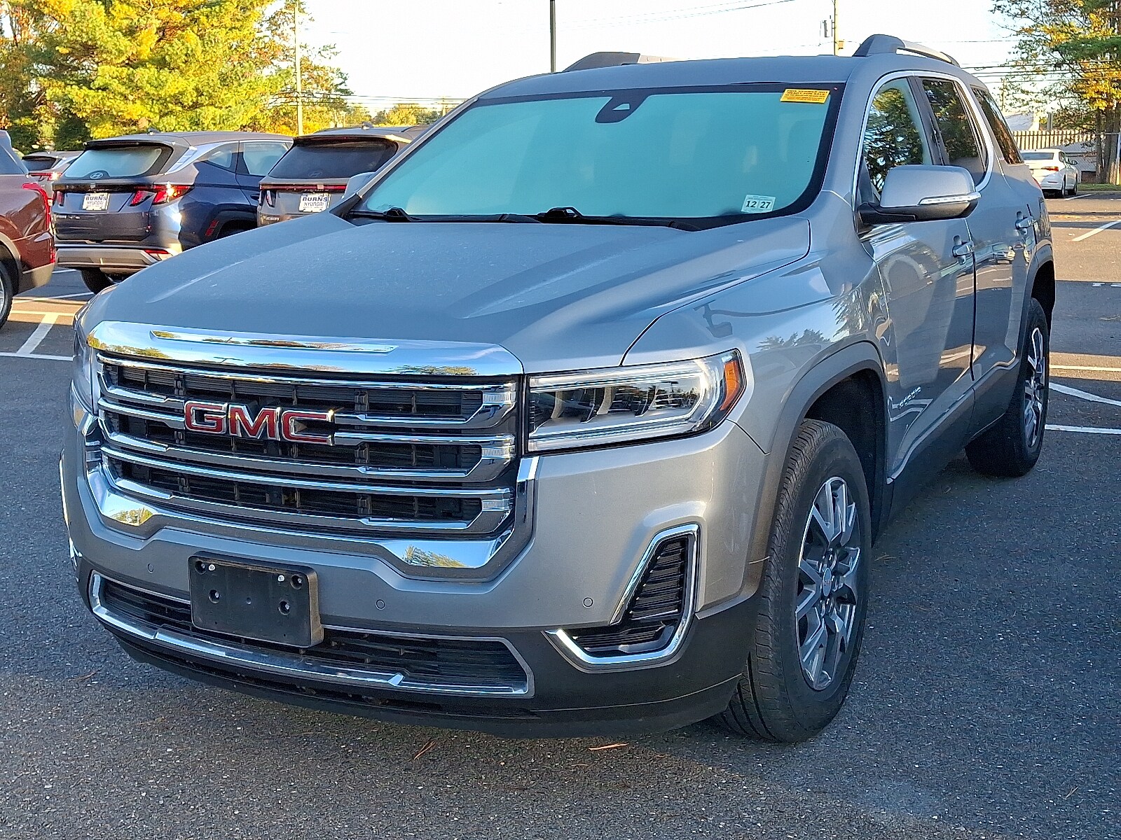 2023 Gmc Acadia SLE photo 3