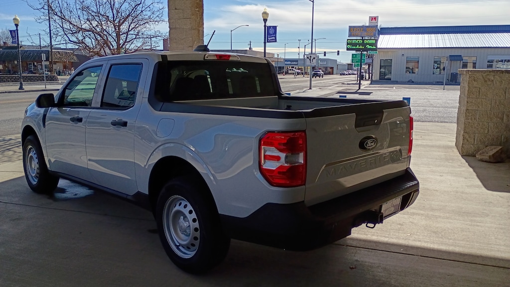 New 2026 Ford Maverick XL TRUCK