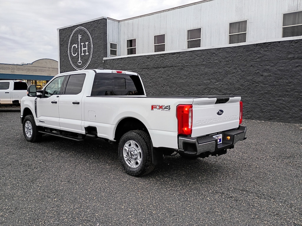 New 2026 Ford Super Duty F-350 XLT TRUCK