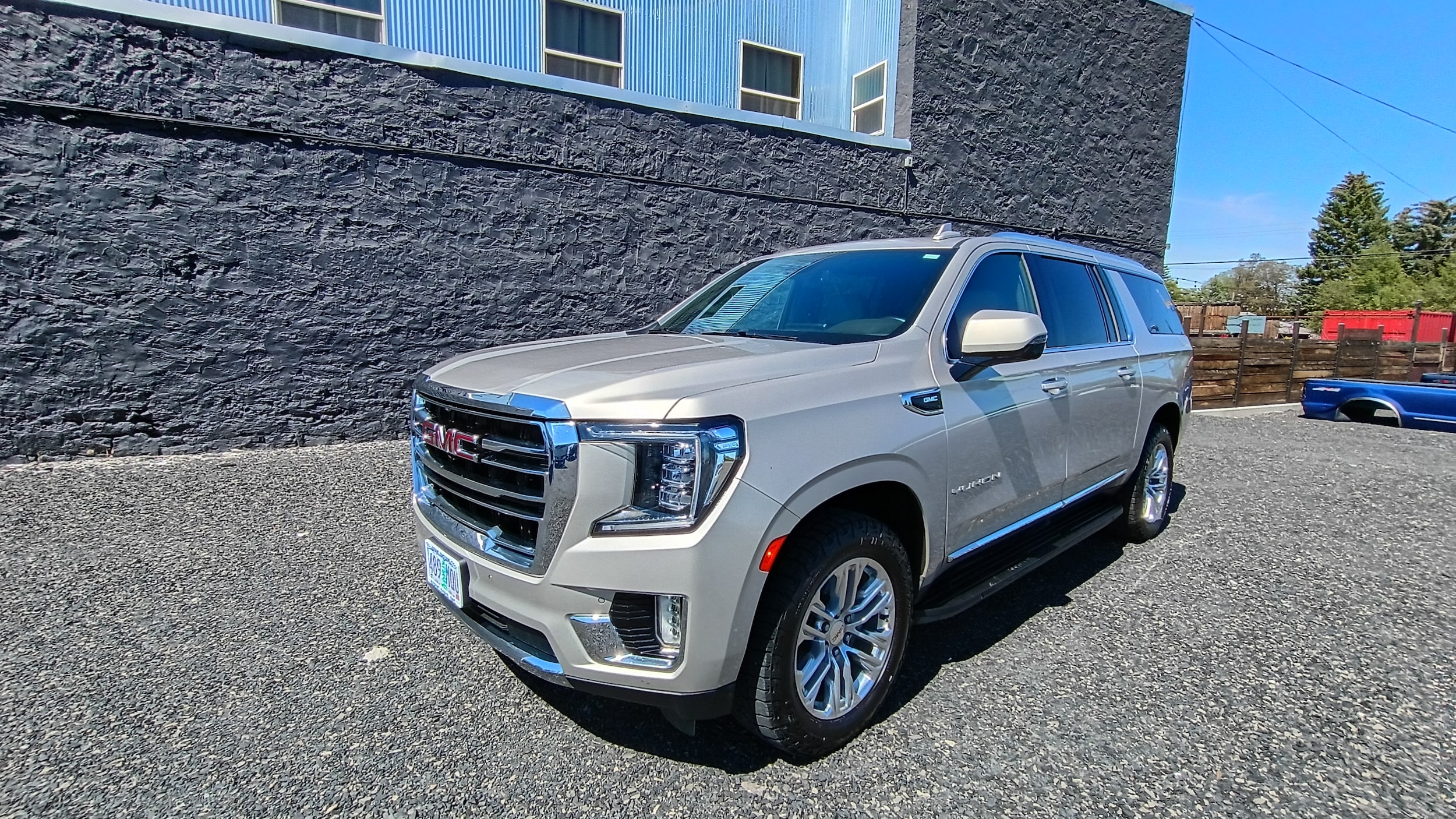 2023 GMC Yukon 4WD SLT's photo