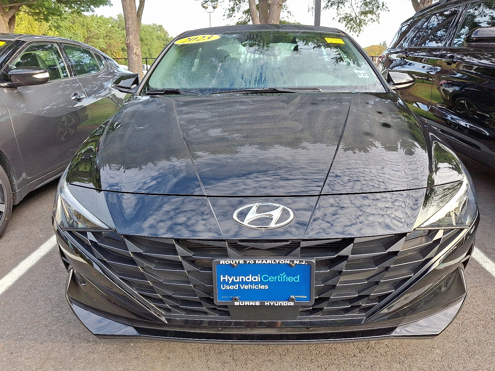 2023 Hyundai Elantra SEL photo 2