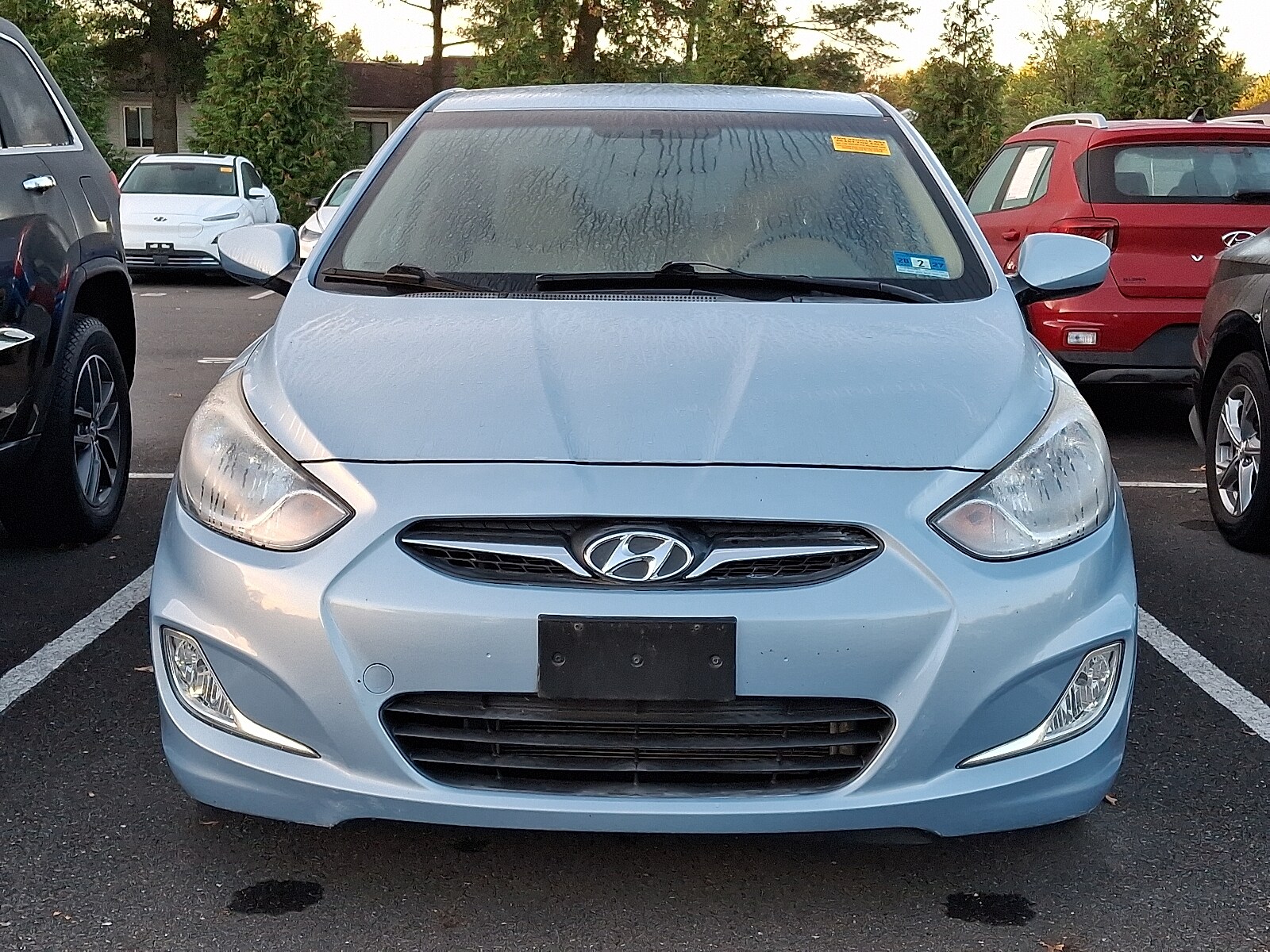 2012 Hyundai Accent GLS photo 2
