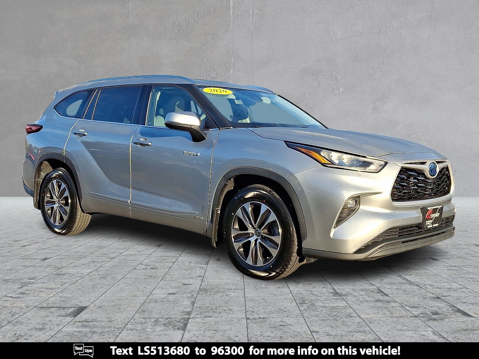 2020 Toyota Highlander XLE's photo