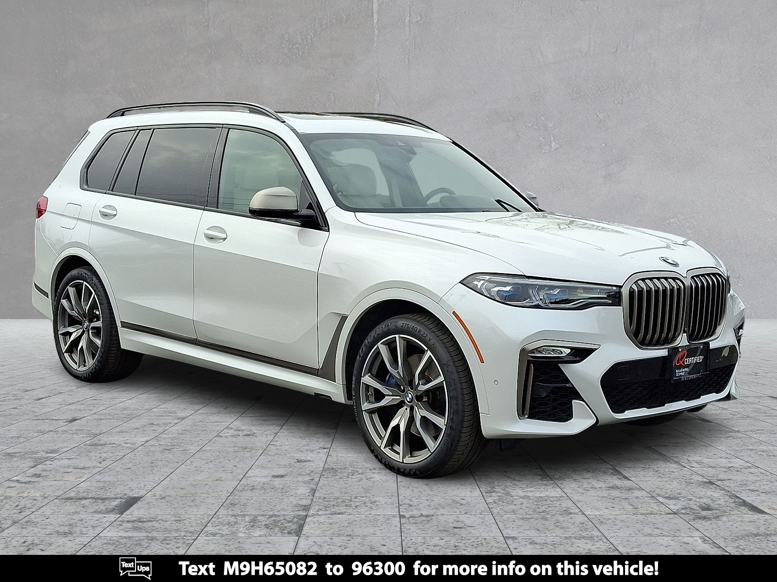 2021 BMW X7 M50i's photo