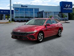 2025 Hyundai Elantra SEL Convenience Sedan