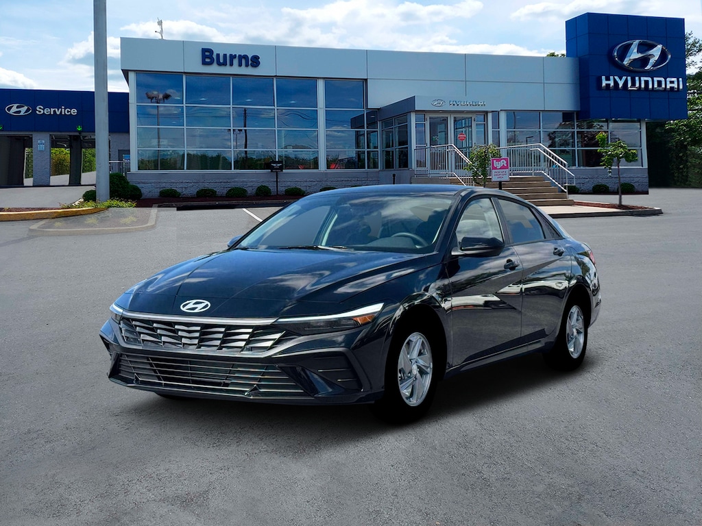 New 2026 Hyundai Elantra SE Sedan