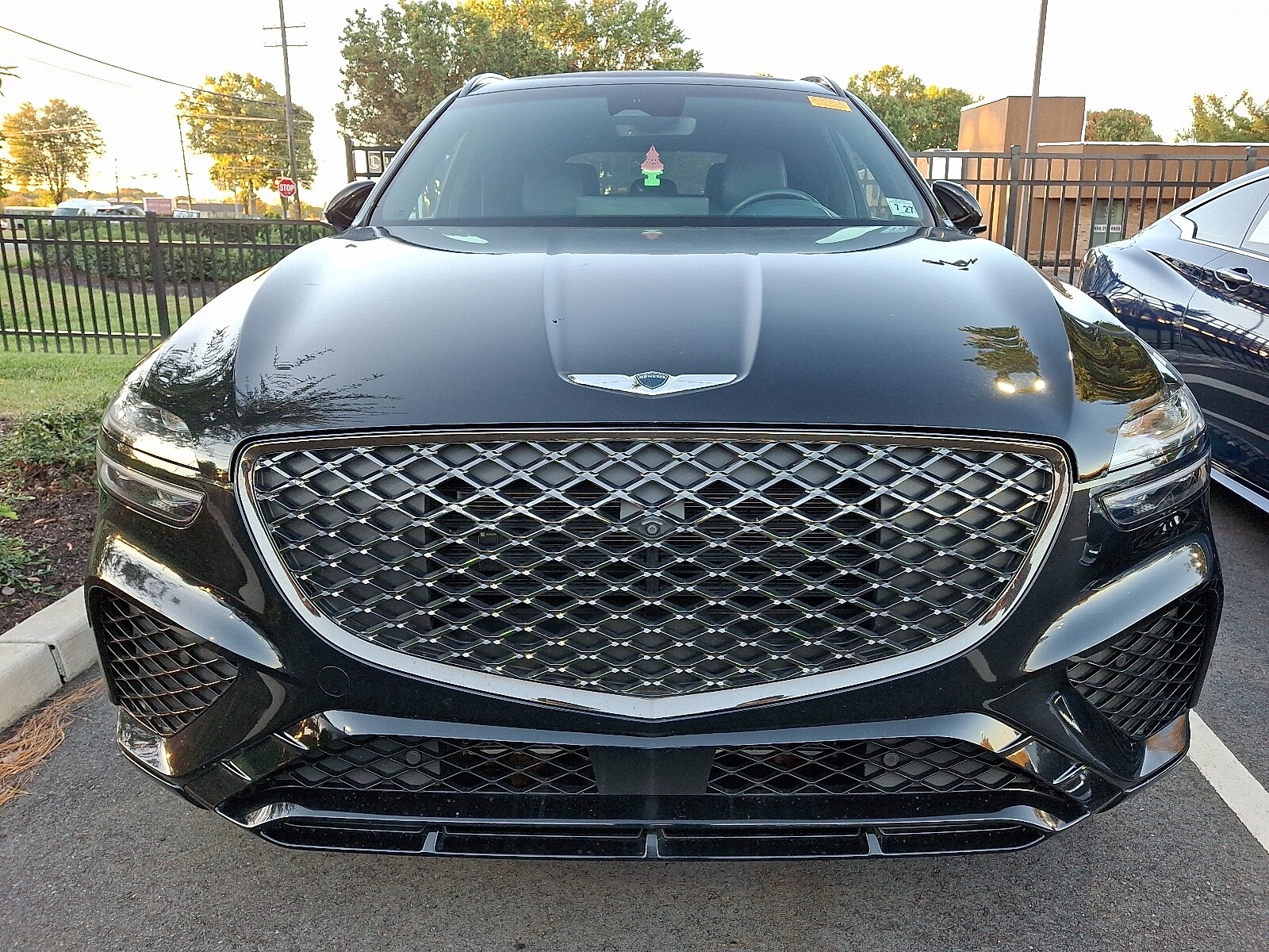 2023 Genesis GV70 3.5T Sport photo 2