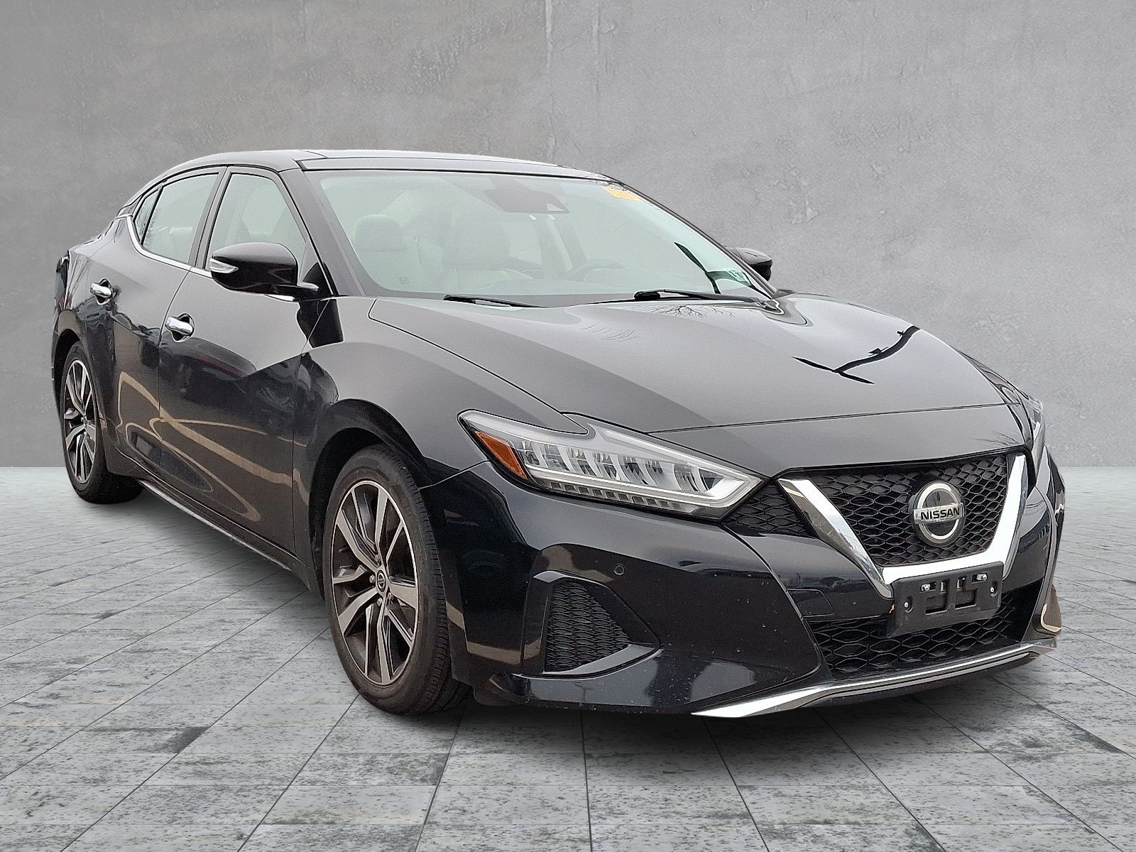 2020 Nissan Maxima SL's photo