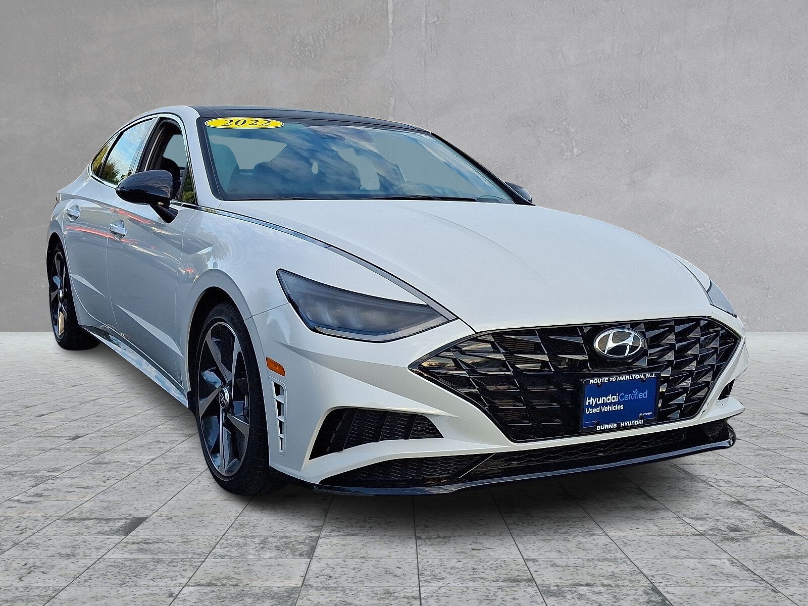 2022 Hyundai Sonata SEL Plus photo 2