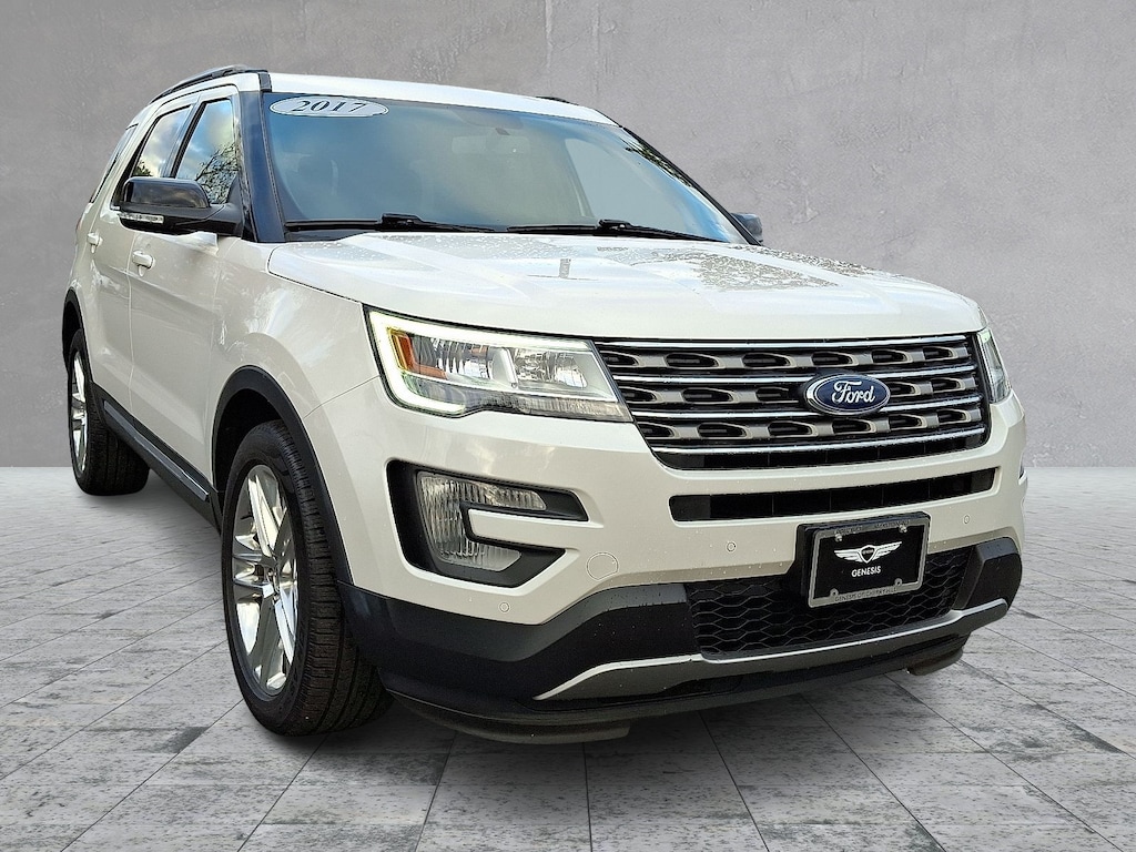 Used 2017 Ford Explorer XLT SUV