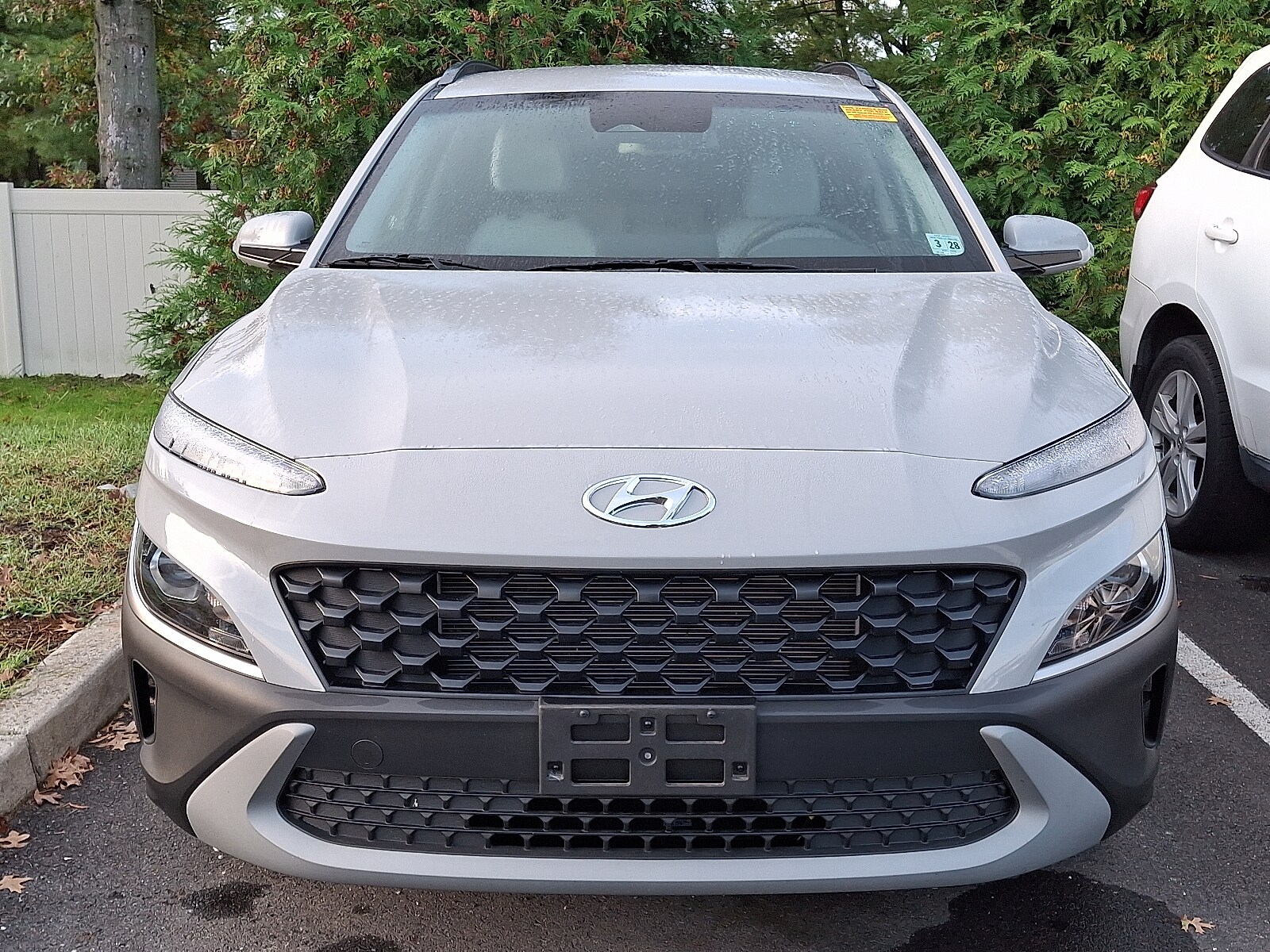 2023 Hyundai Kona SEL photo 2