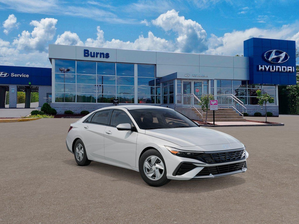 New 2026 Hyundai Elantra SE Sedan