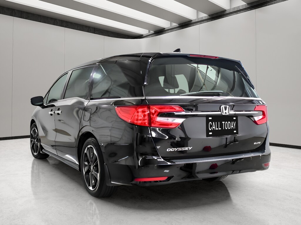 Used 2023 Honda Odyssey For Sale at Burns Honda VIN 5FNRL6H90PB021141