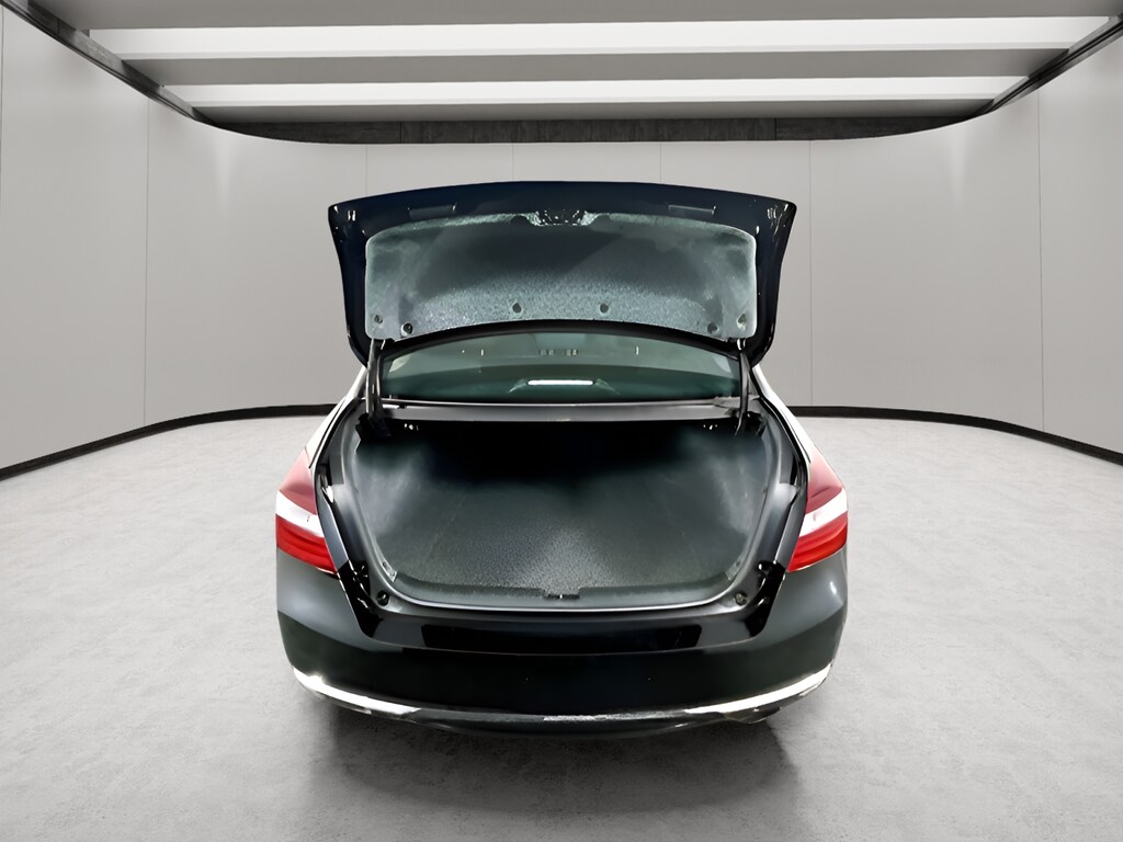 Used 2016 Honda Accord For Sale at Burns Honda VIN 1HGCR2F7XGA225518