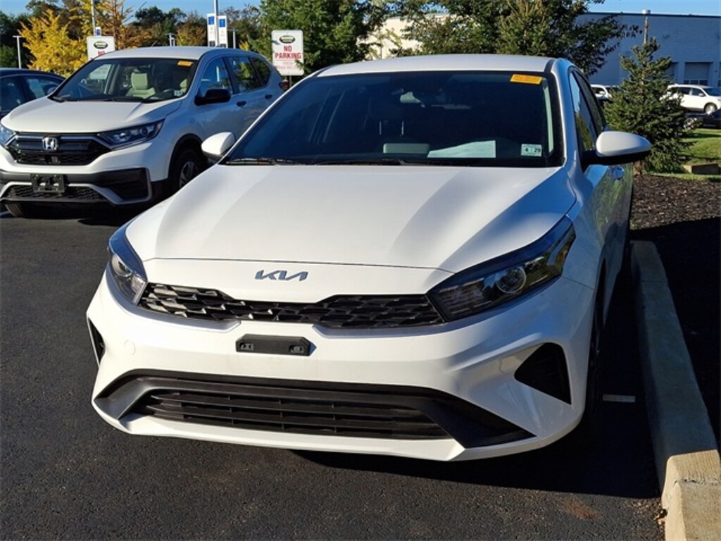 Used 2024 Kia Forte For Sale at Burns Honda VIN 3KPF24AD1RE762464