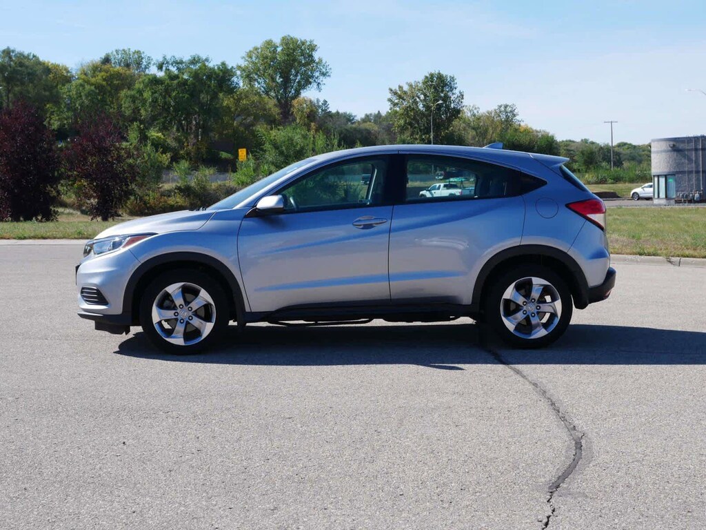 Used 2019 Honda HRV For Sale at Burnsville Motors VIN 3CZRU6H39KG727420