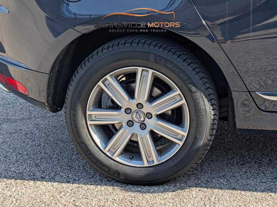 2017 Volvo XC60 T5 Inscription - Photo 9