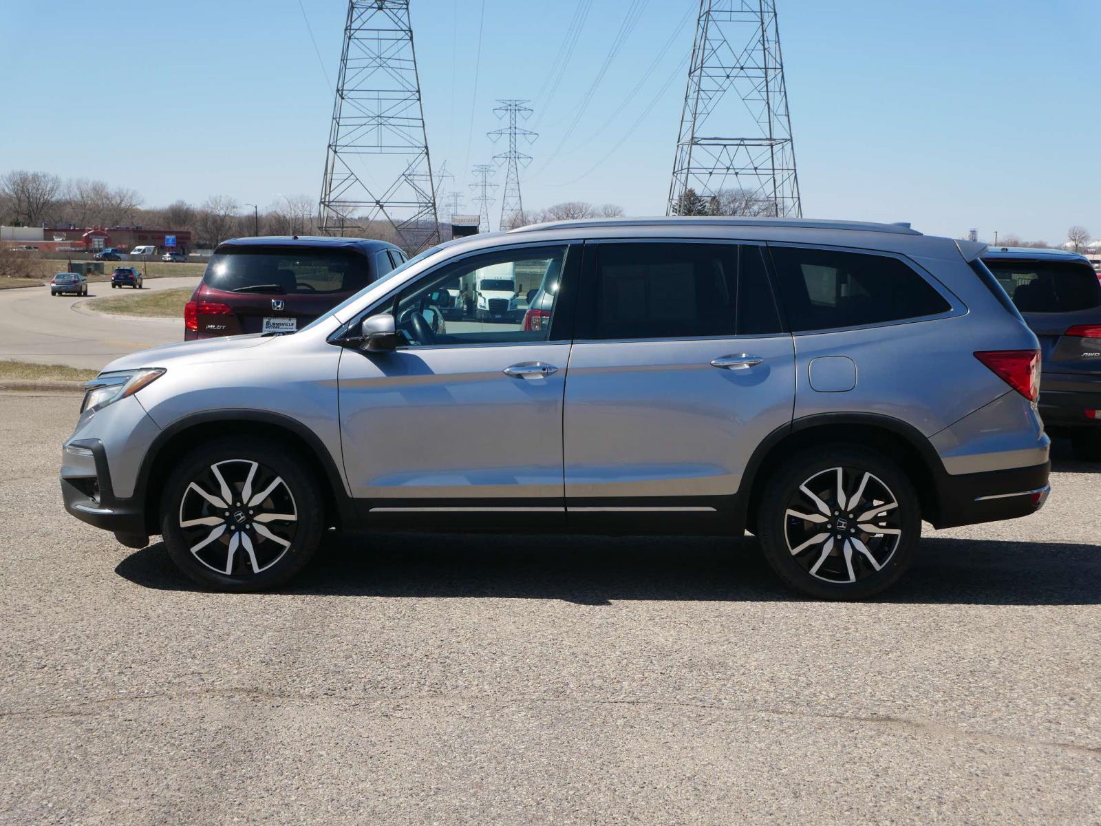 2020 Honda Pilot Elite photo 4