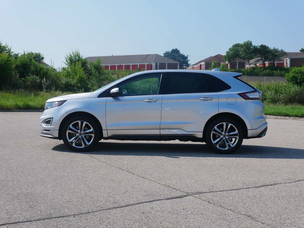 Used 2016 Ford Edge For Sale at Burnsville Motors VIN 2FMPK4AP8GBC08630