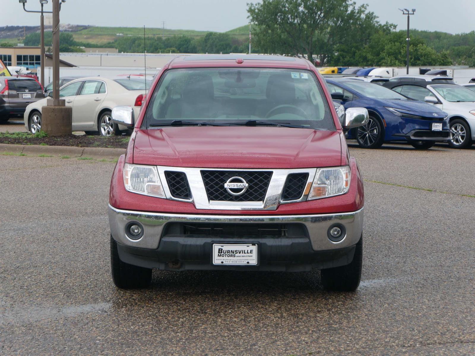 2013 Nissan Frontier SL photo 2