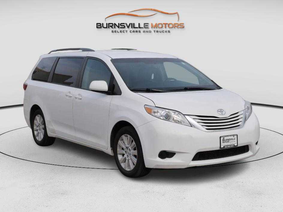 2015 Toyota Sienna LE