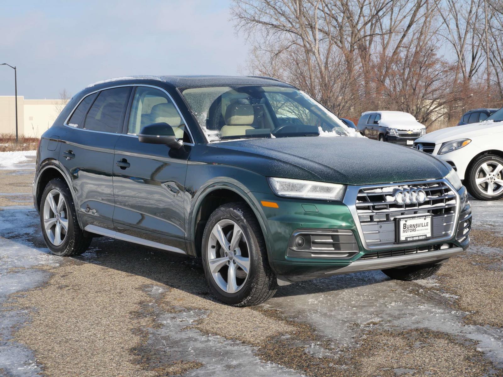 2020 Audi Q5 Premium Plus's photo