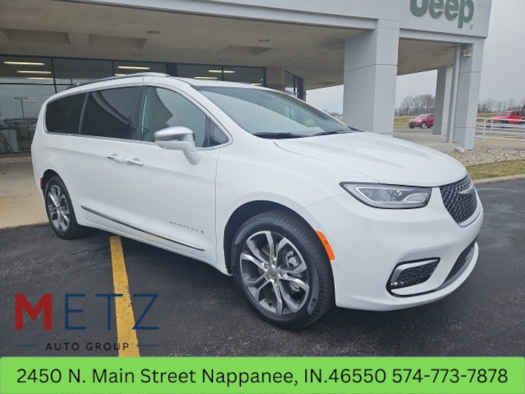 New 2024 Chrysler Pacifica PINNACLE AWD For Sale Nappanee IN