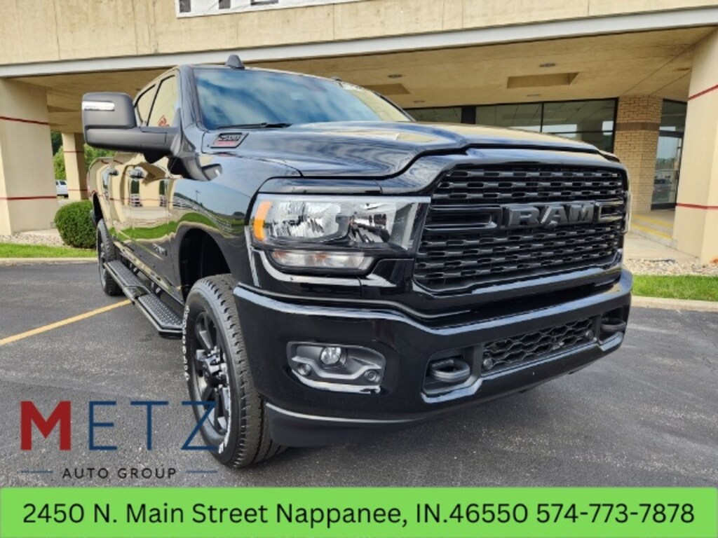 New 2024 Ram 2500 BIG HORN CREW CAB 4X4 6'4 BOX For Sale Nappanee IN