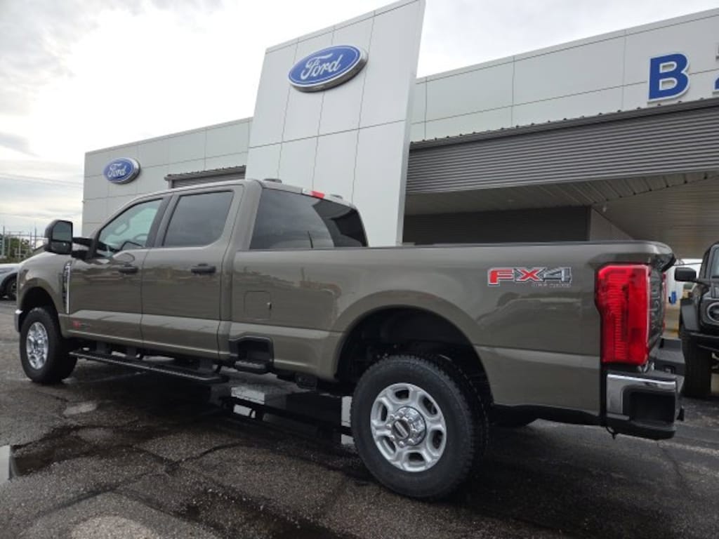 New 2027 Ford F-350SD XLT Truck