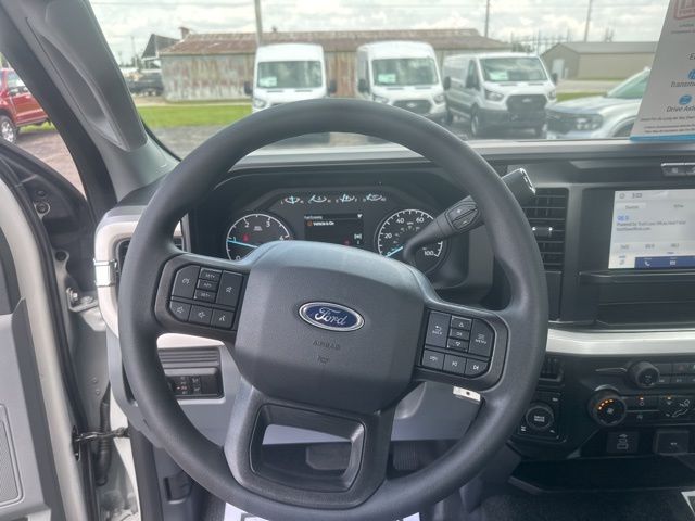 2025 Ford F-250 Super Duty XL - Photo 9
